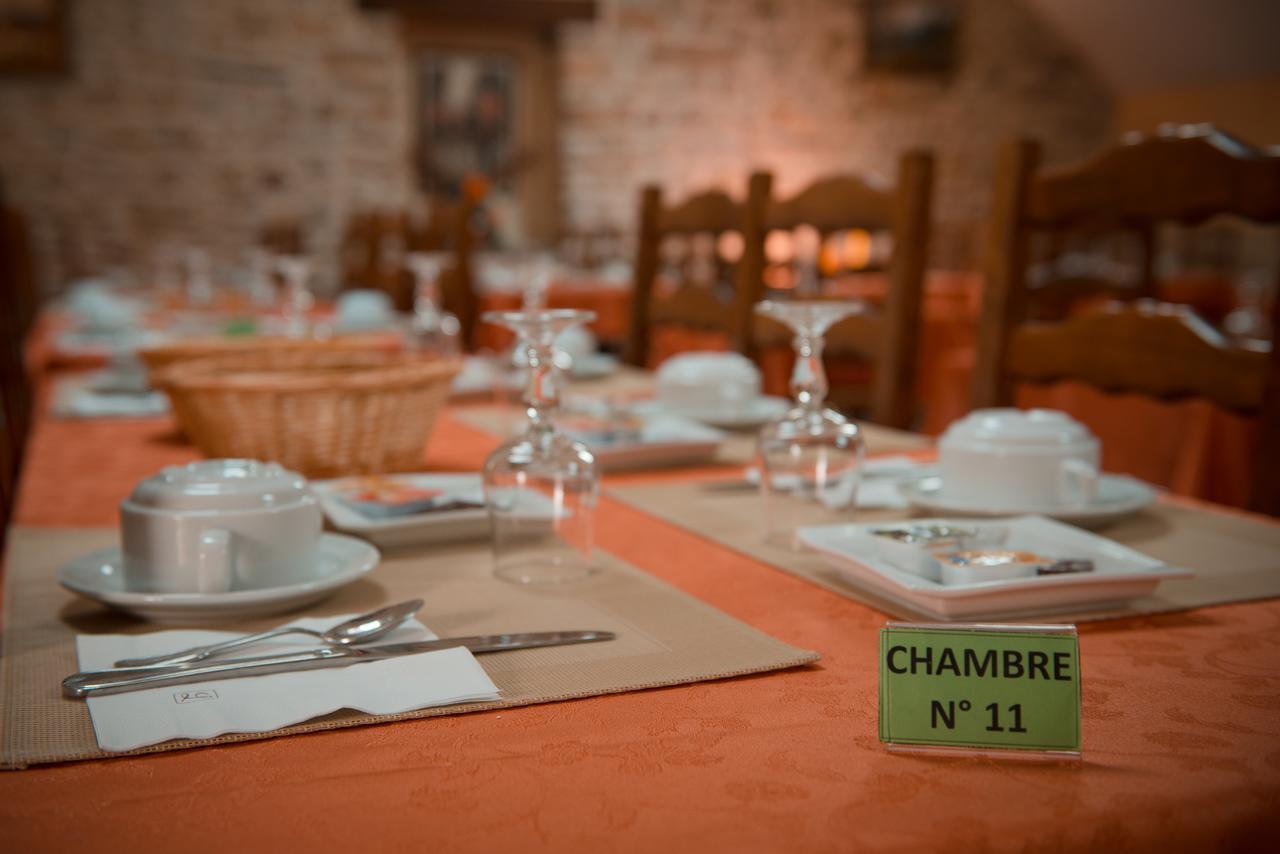 La Croix Verte - Le Relais Des Moulins Bain-de-Bretagne Buitenkant foto